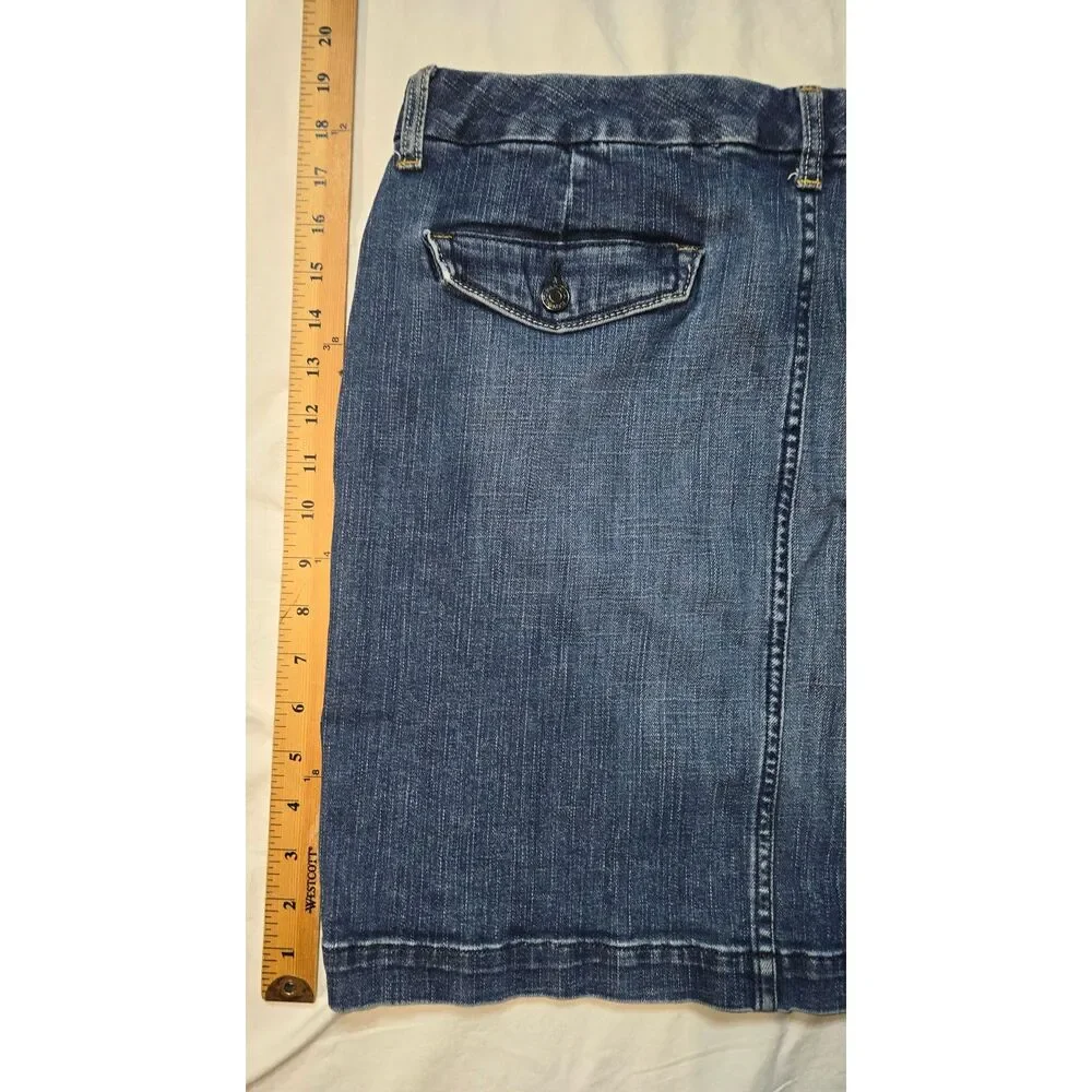 Banana Republic Size 10 Women's Denim Skirt Fall '09 - 32
